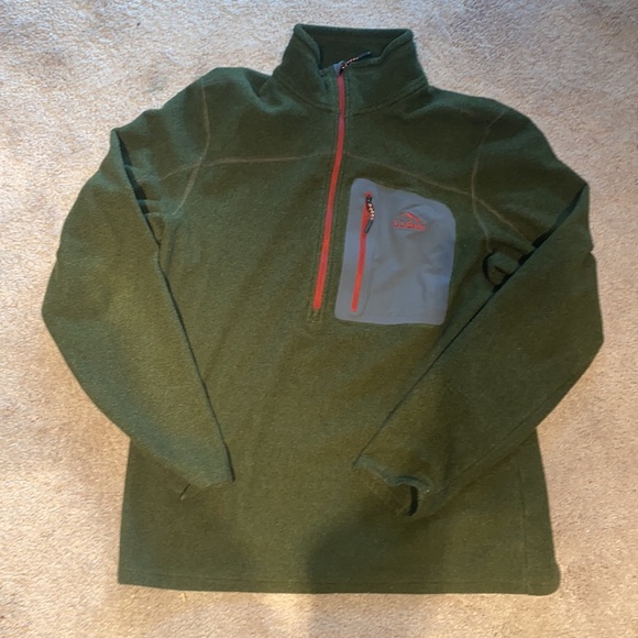 L.L. Bean pull over - Picture 2 of 6